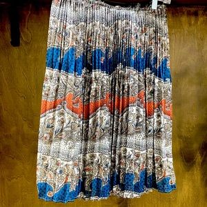 BCBG Midi Pleated Skirt Size 0